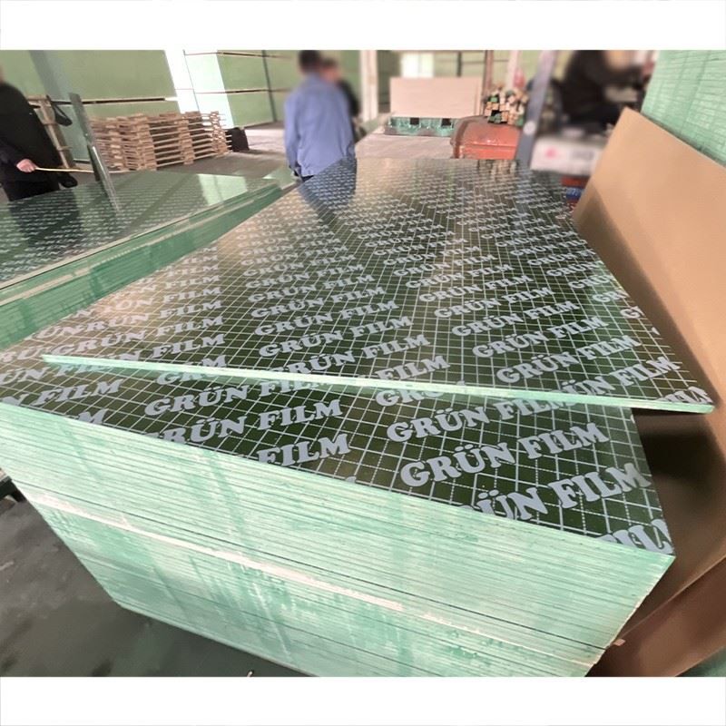Green Plywood PP Material Film Faced Veneer 18mm